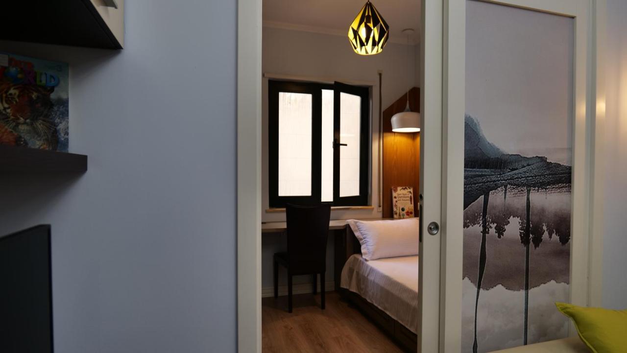 Top Location Kristi Apartments 05 티라나 외부 사진